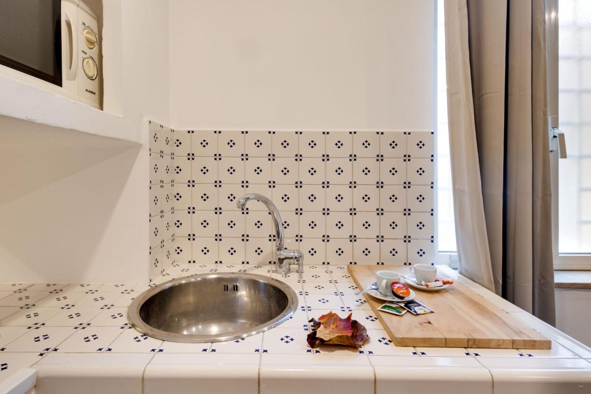 Clavdia Mini Flat Hotel Roma Ngoại thất bức ảnh