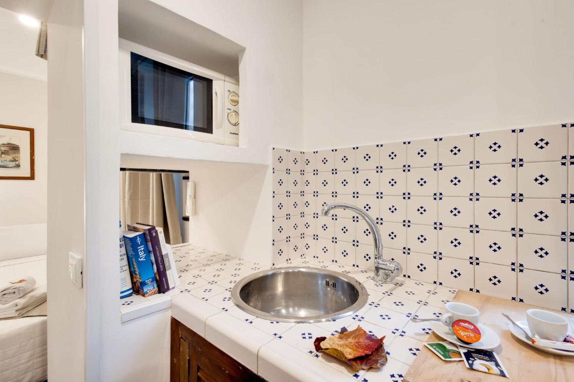 Clavdia Mini Flat Hotel Roma Ngoại thất bức ảnh